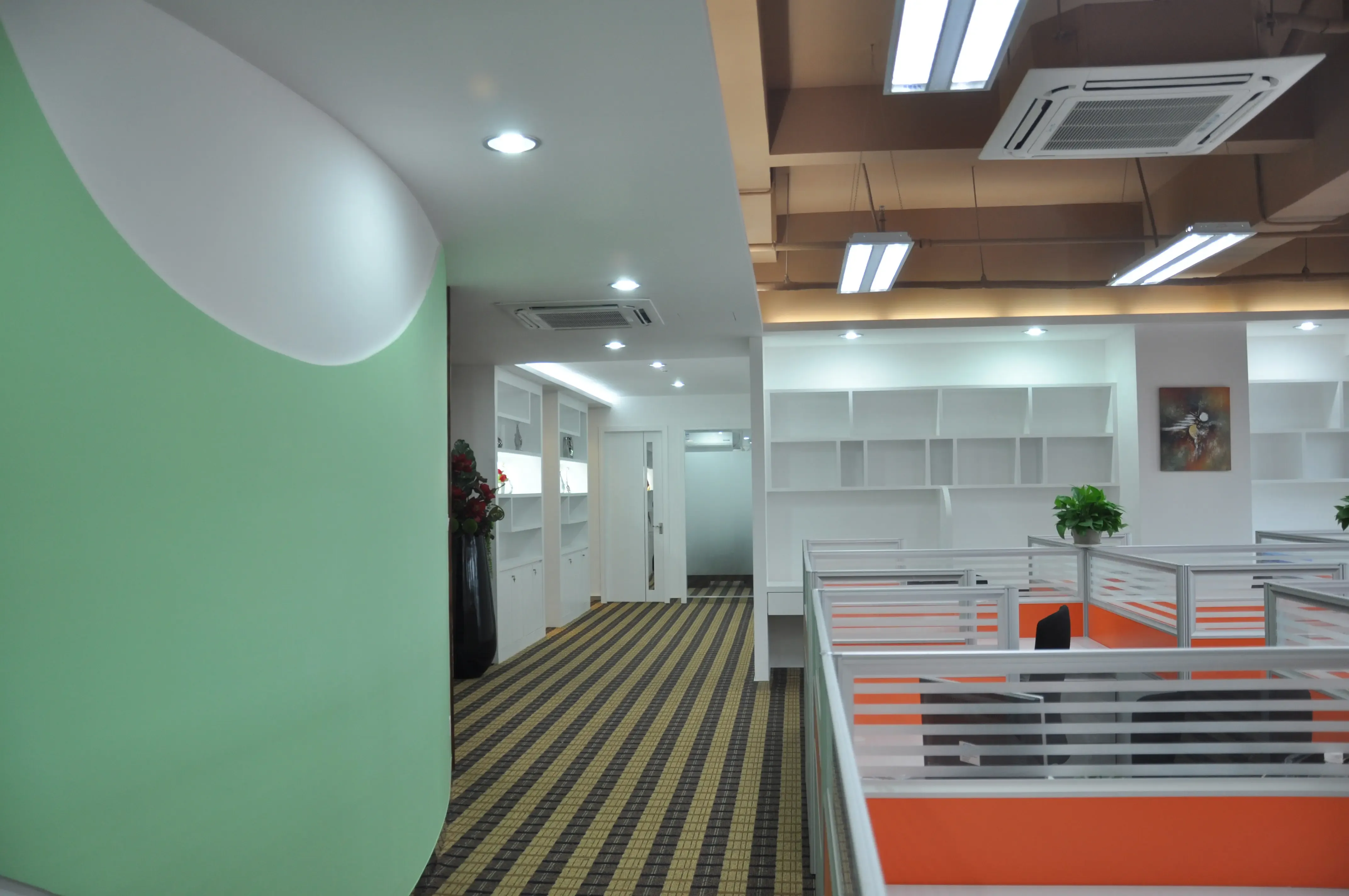 商务精英南山前海丽湾大厦办公室